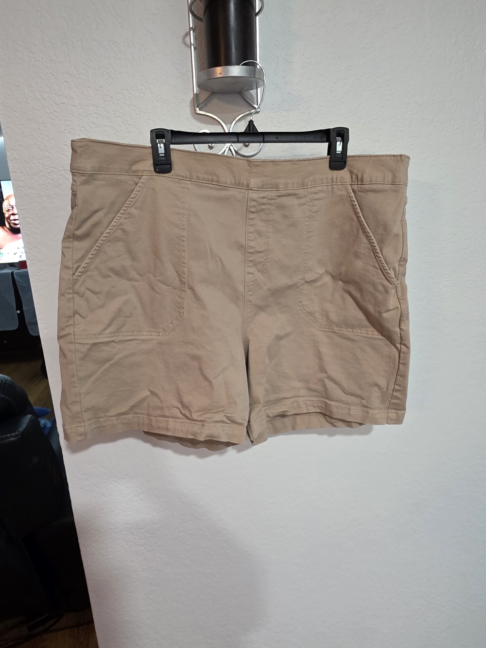 Nautica Women's Tan Pull-On Casual Shorts